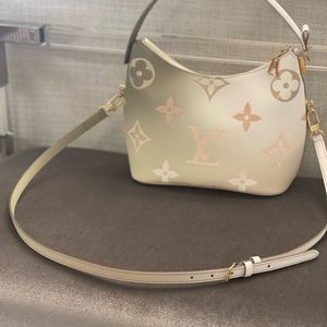 Louis Vuitton Marshmallow Bag Monogram Giant Canvas sunset Kaki